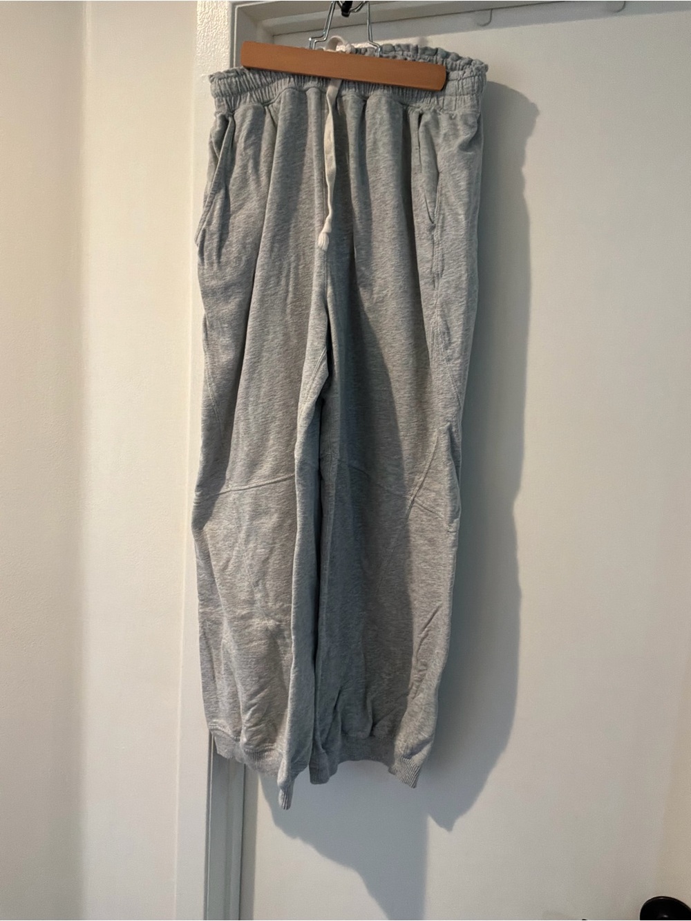 aerie Light Gray Relaxed Track Joggers- small
